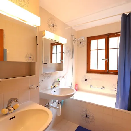 Petit Pre A * Chateau-d'Oex